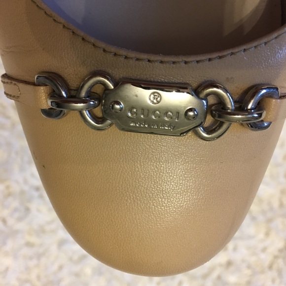 ❌SOLD❌ GUCCI Authentic Flats in Tan/Beige Color Size 6.5 - Picture 4 of 5